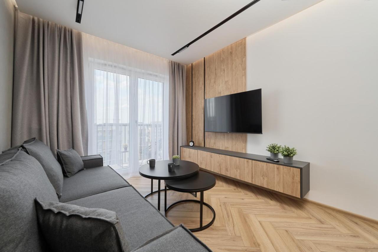 Exclusive Apartment With Balcony & Parking Wroclaw By Renters Prestige Εξωτερικό φωτογραφία