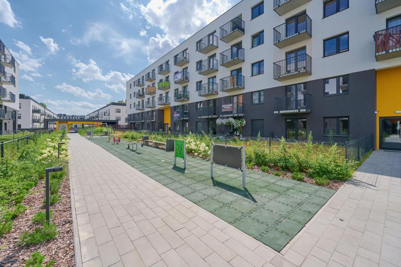 Exclusive Apartment With Balcony & Parking Wroclaw By Renters Prestige Εξωτερικό φωτογραφία