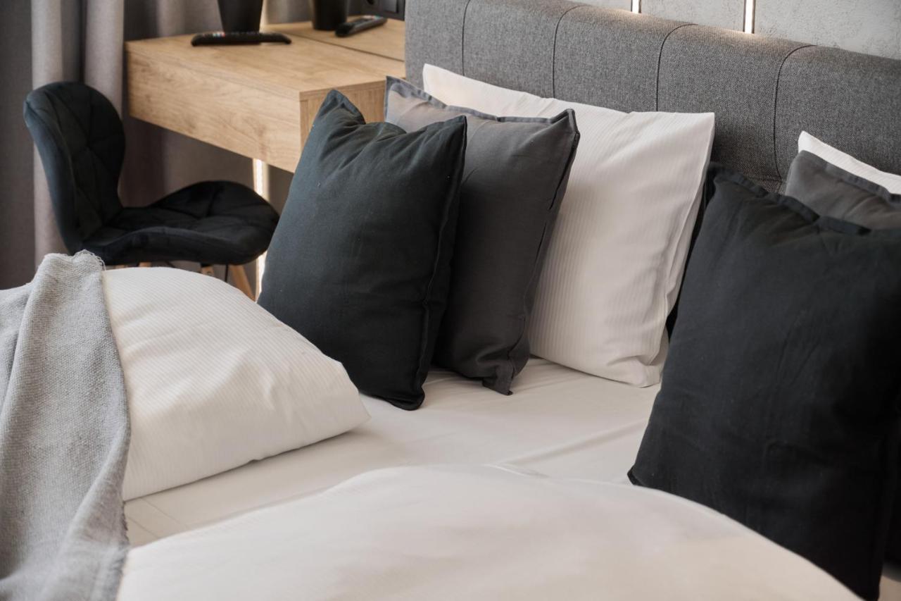 Exclusive Apartment With Balcony & Parking Wroclaw By Renters Prestige Εξωτερικό φωτογραφία