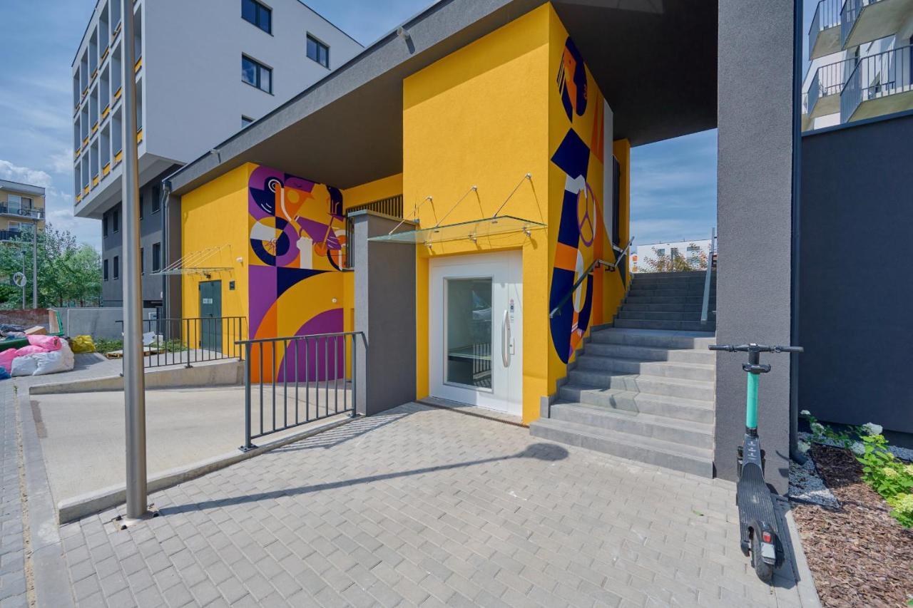 Exclusive Apartment With Balcony & Parking Wroclaw By Renters Prestige Εξωτερικό φωτογραφία
